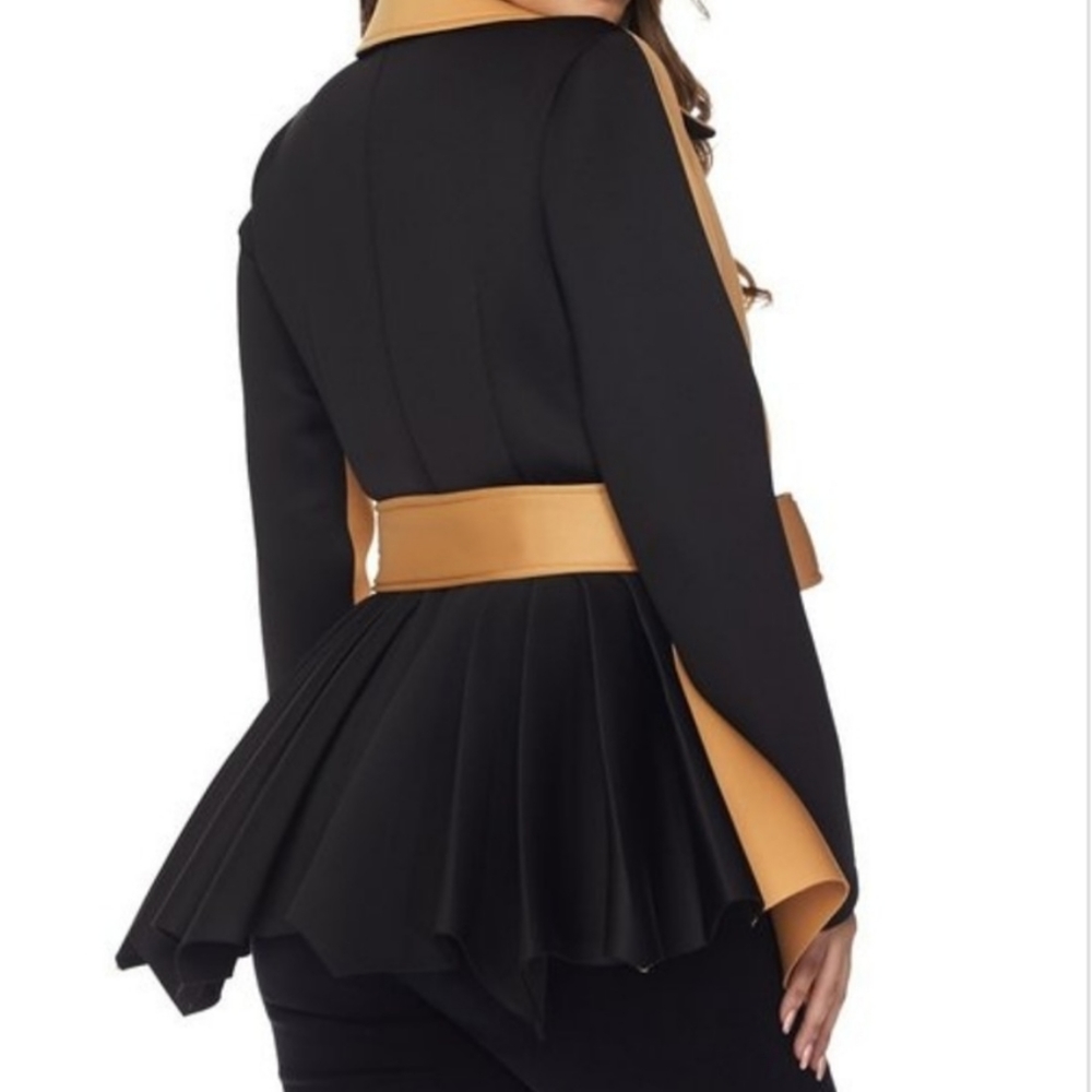 🧡🧡SHE’S FABULOUS!🧡🧡 - Picture 6 of 7